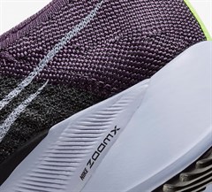 Nike Air Zoom Tempo NEXT% Kadın Koşu Ayakkabı CI9924-500