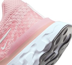Nike React Infinity Run Flyknit 3 Kadın Koşu Ayakkabı DD3024-600
