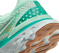 Nike React Infinity Run Flyknit 3 Kadın Koşu Ayakkabı DD3024-301