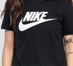 Nike Sportswear Icon Futura Essential Kadın Tişört BV6169-010