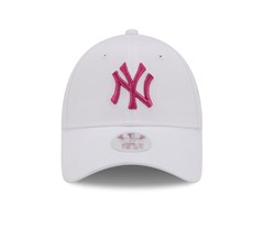 New Era New York Yankees League Essential 9FORTY Adjustable Kadın Şapka 60240299